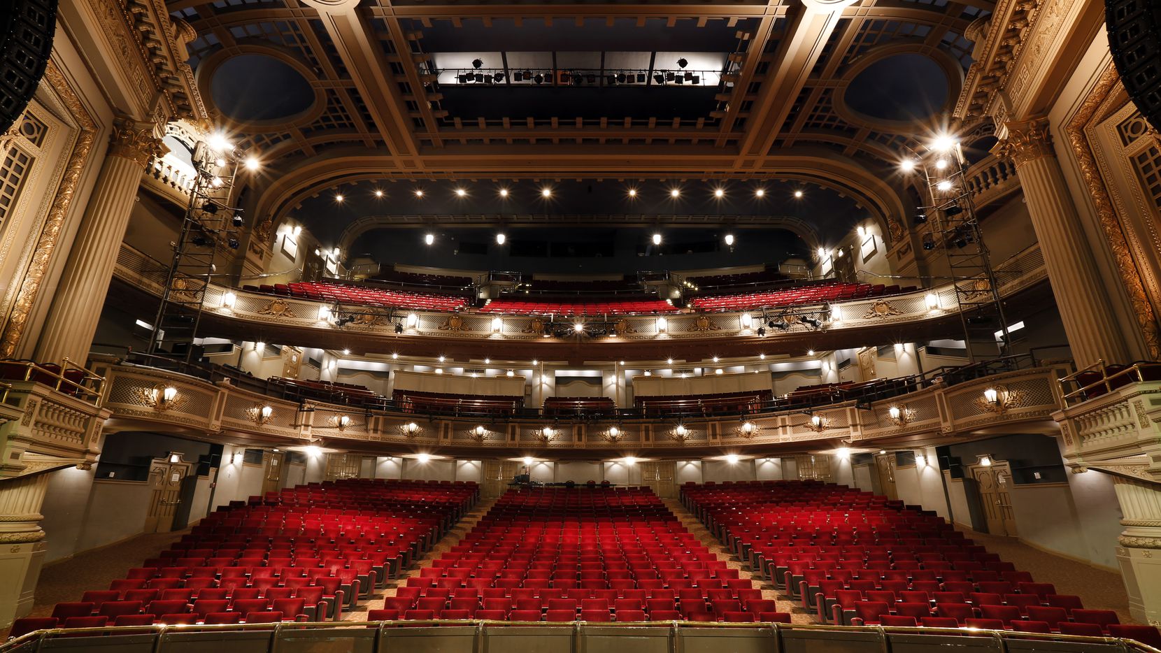 Theater and Its Future Challenges at the Center of a Meeting of the International Festival of University Theater of Casablanca