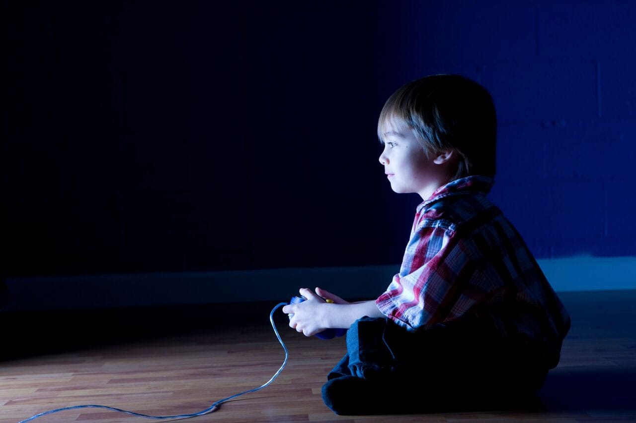 Recent Study Underlines Link between Perfectionist Parental Methods, Compulsive Gaming Behaviors