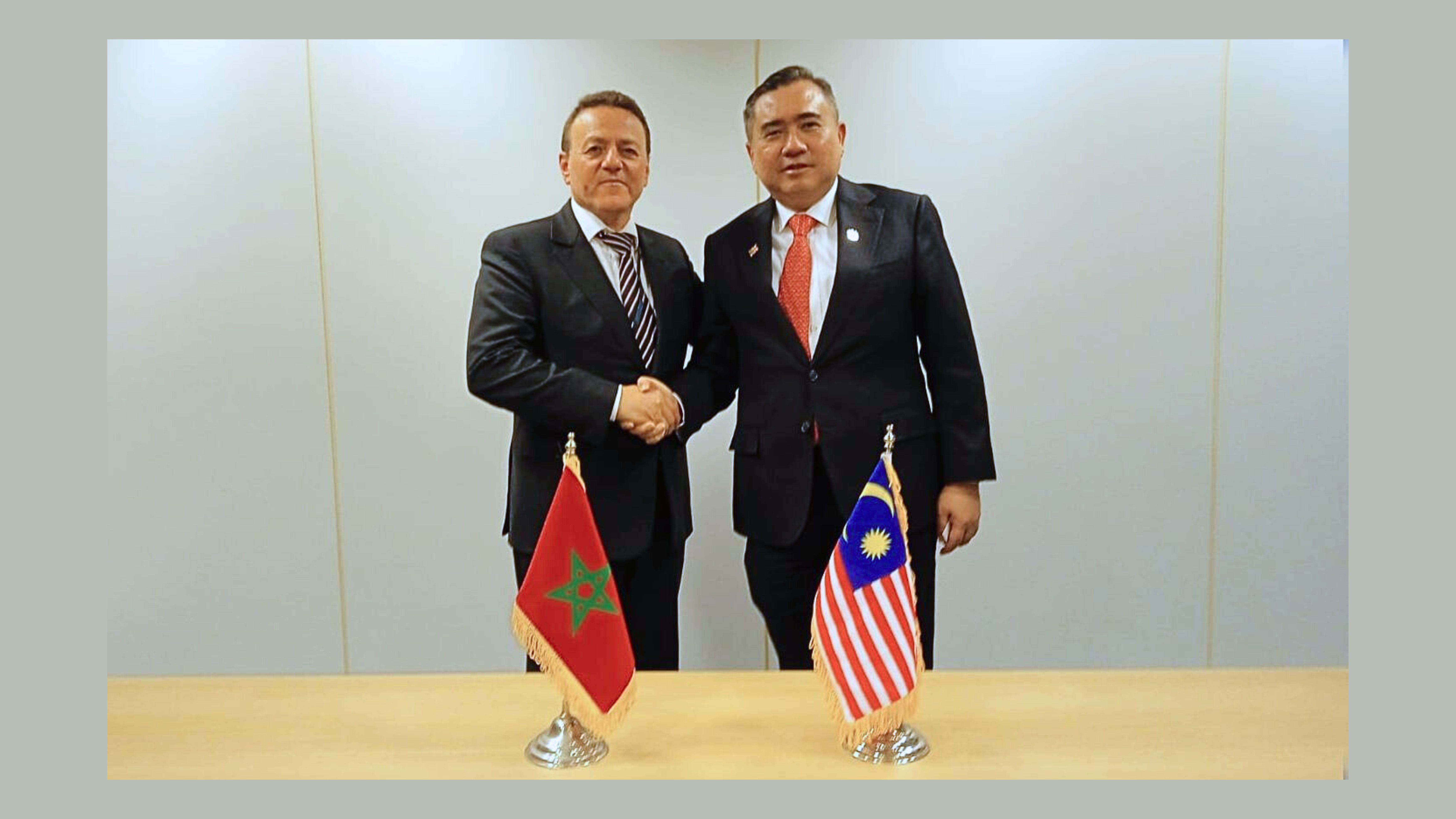 Minister of Transport and Logistics Mohamed Abdeljalil with Malaysian Counterpart